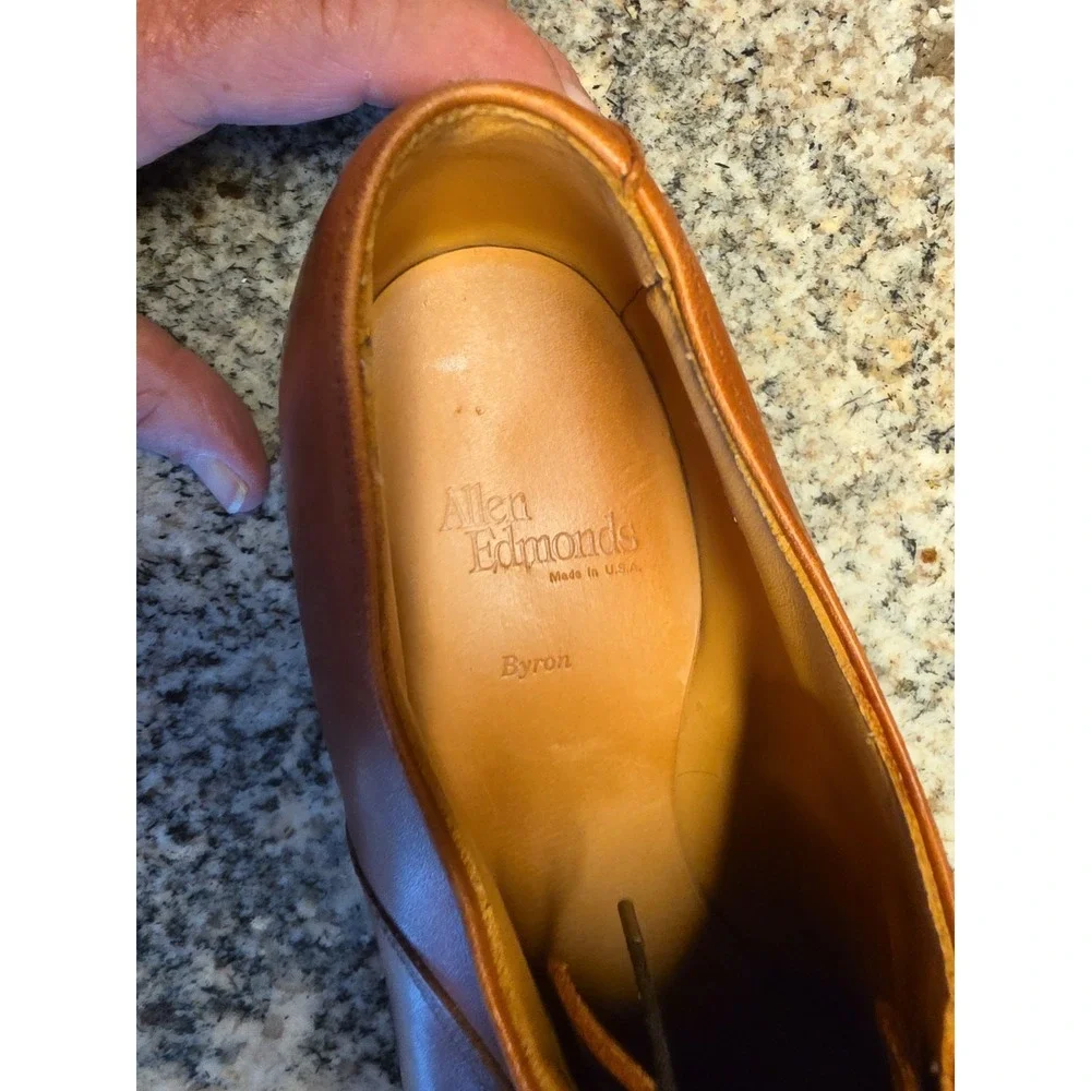 ALLEN EDMONDS 
